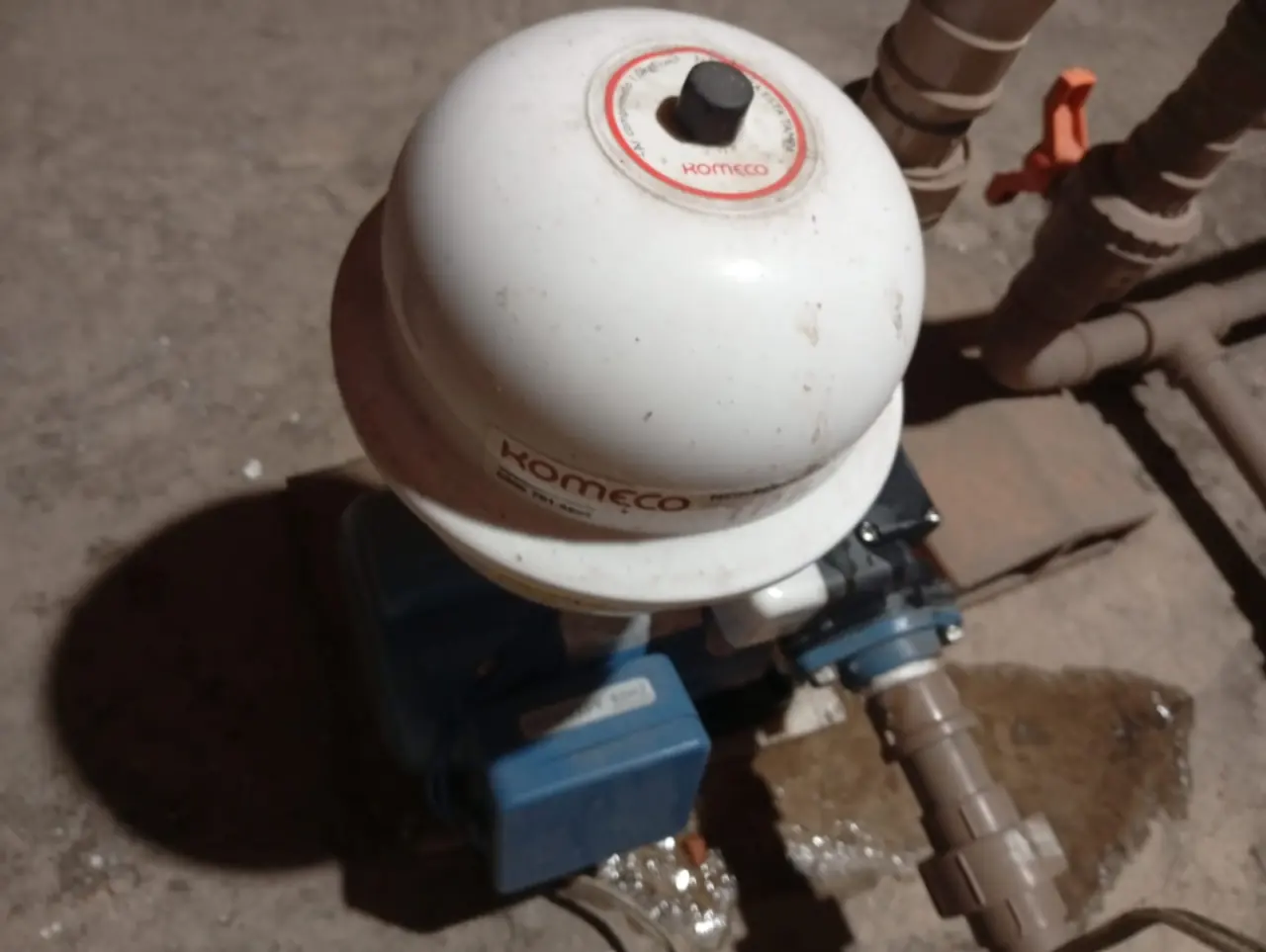 Pressurizador instalado na tubulação